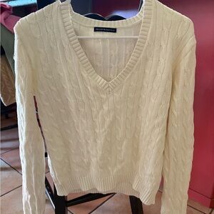 Brandy Melville White V-neck sweater - one size